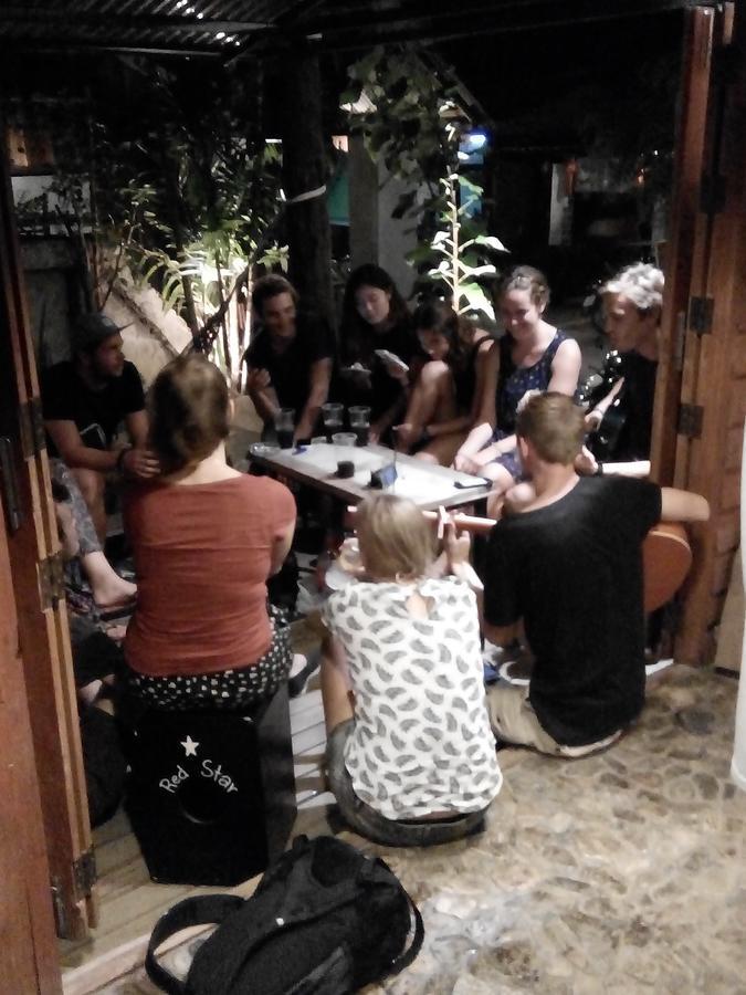 Chill Lom House (Adults Only) Hostel Пай Екстериор снимка
